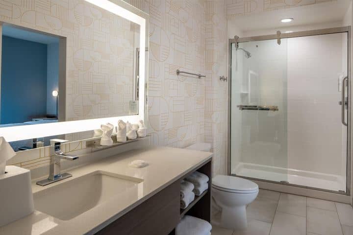 Bathroom shower
